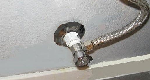 Leaking Toilet Shut Off Valve, How To Replace A Bathroom Shut Off Valve